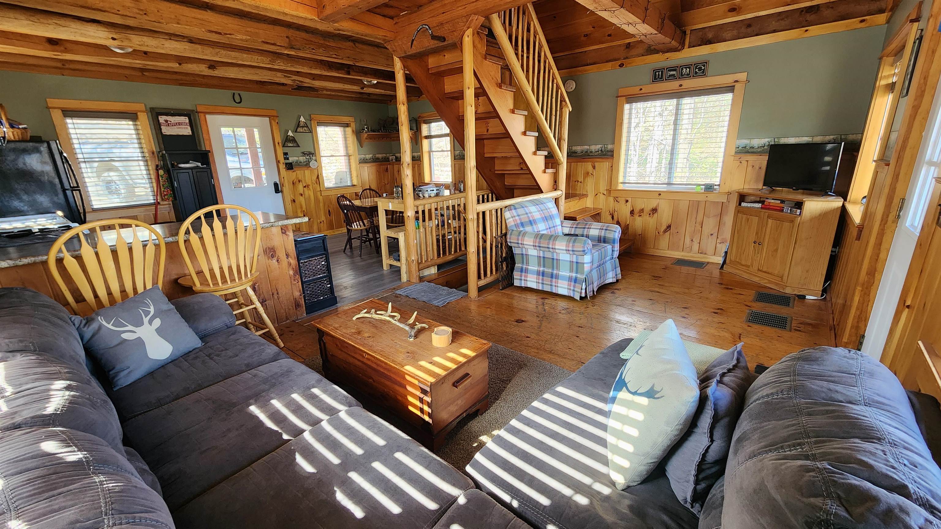 56 Raccoon Reach Errol, NH 03579 - Photo 18 of 38 Gallery Image 18