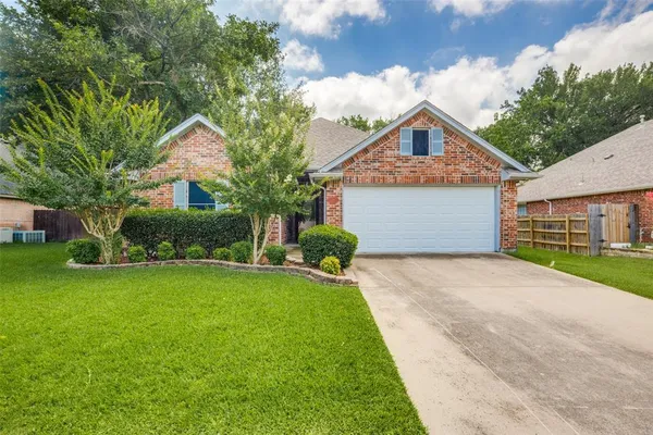 $305,000 | 520 Chateau Court, Denton, TX 76209