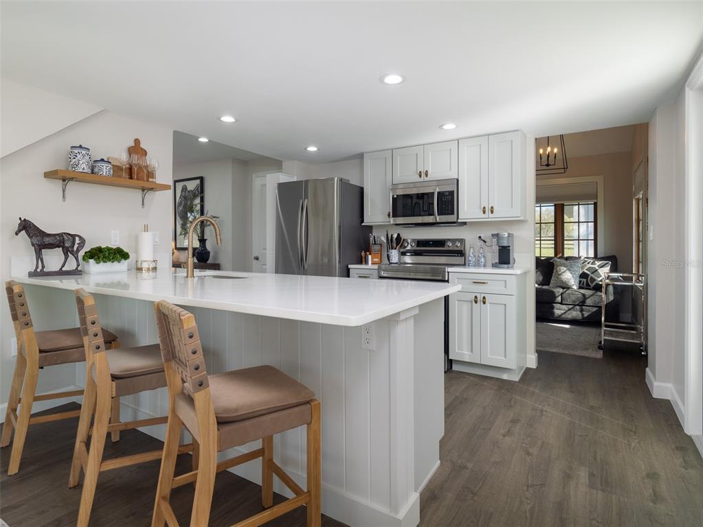 15157 Northwest 112th Place Road Morriston, FL 32668 - Photo 13 of 27