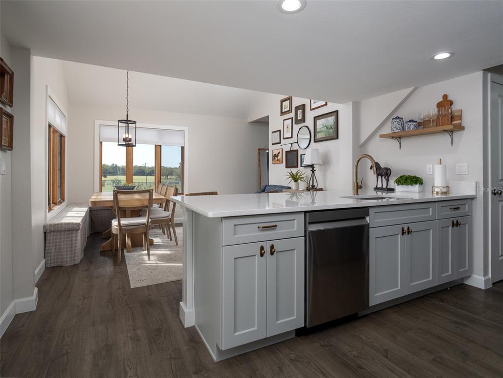 15157 Northwest 112th Place Road Morriston, FL 32668 - Photo 14 of 27