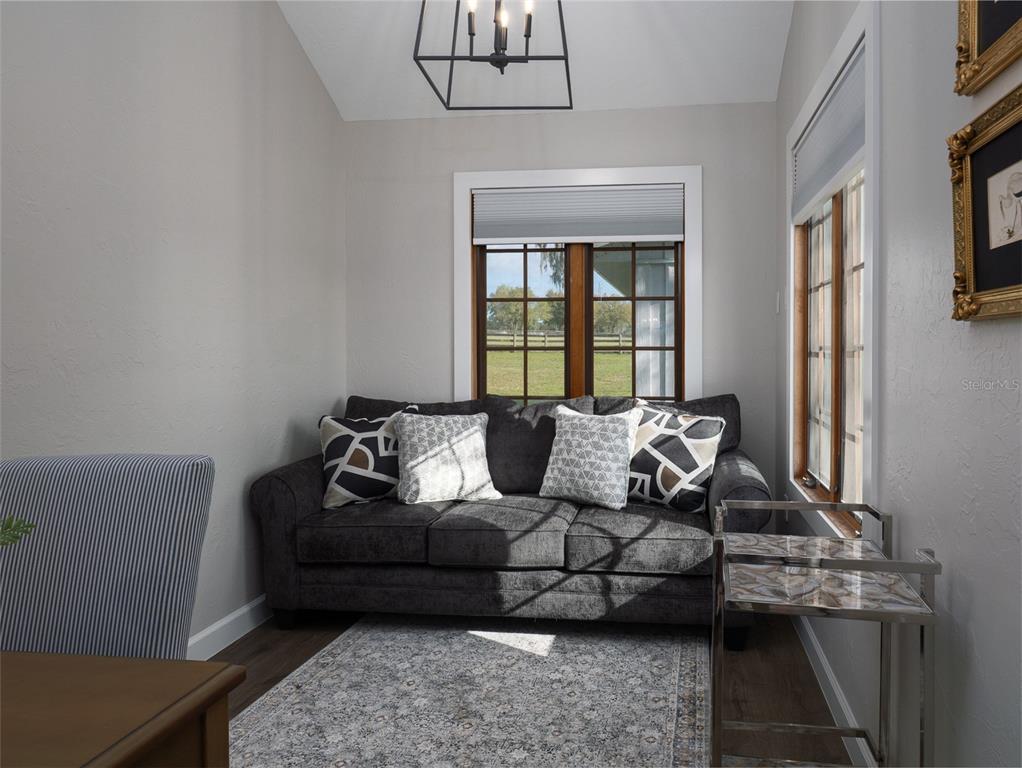 15157 Northwest 112th Place Road Morriston, FL 32668 - Photo 15 of 27