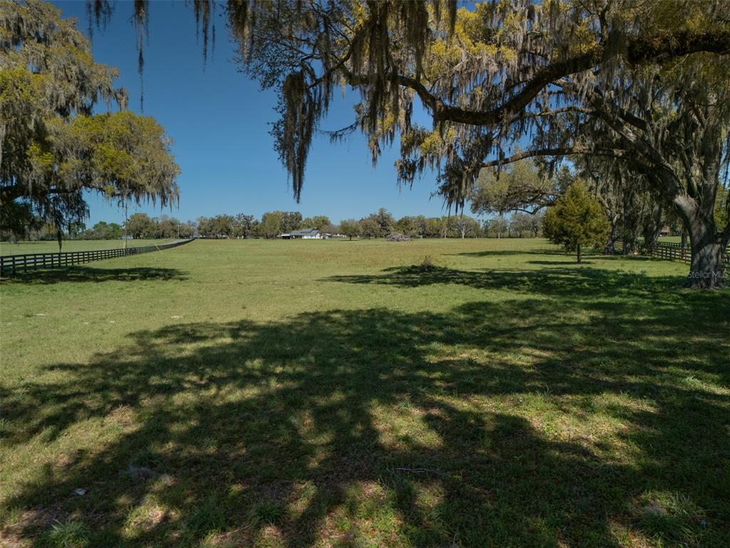 15157 Northwest 112th Place Road Morriston, FL 32668 - Photo 27 of 27