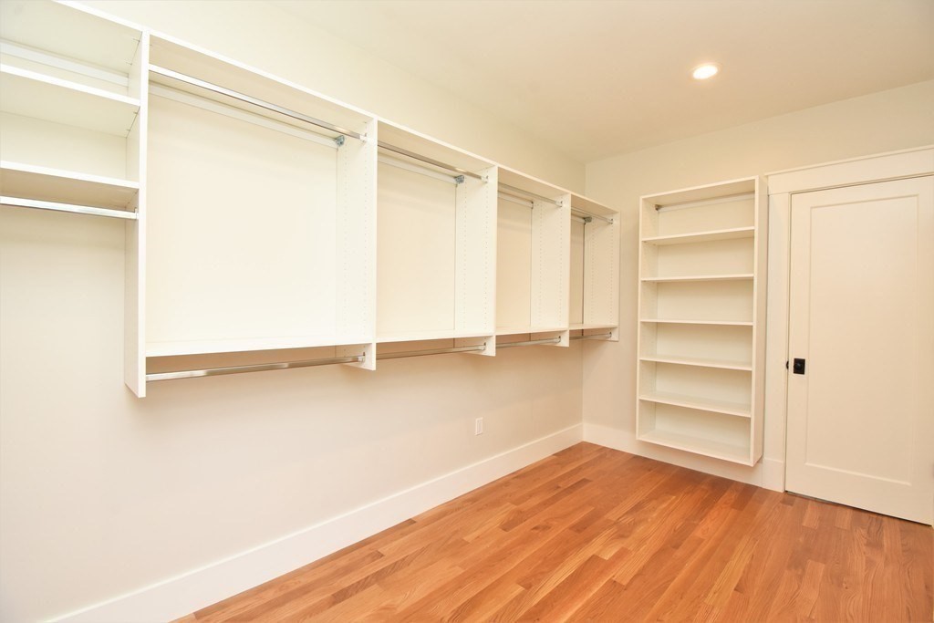 40 Voss Terrace Newton, MA 02459 - Photo 20 of 35