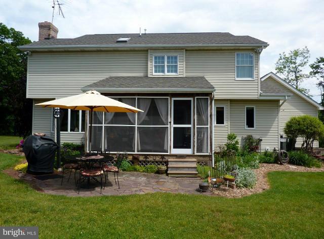311 Gardners Road Cross Junction, VA 22625 - Photo 2 of 30 Exterior (Rear)