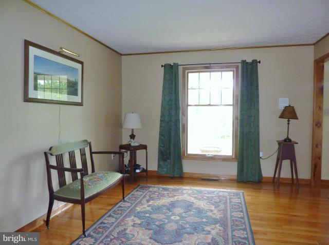 311 Gardners Road Cross Junction, VA 22625 - Photo 15 of 30 Living Room