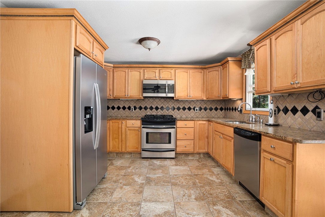 123 Keach Dam Road Glocester, RI 02814 - Photo 13 of 39