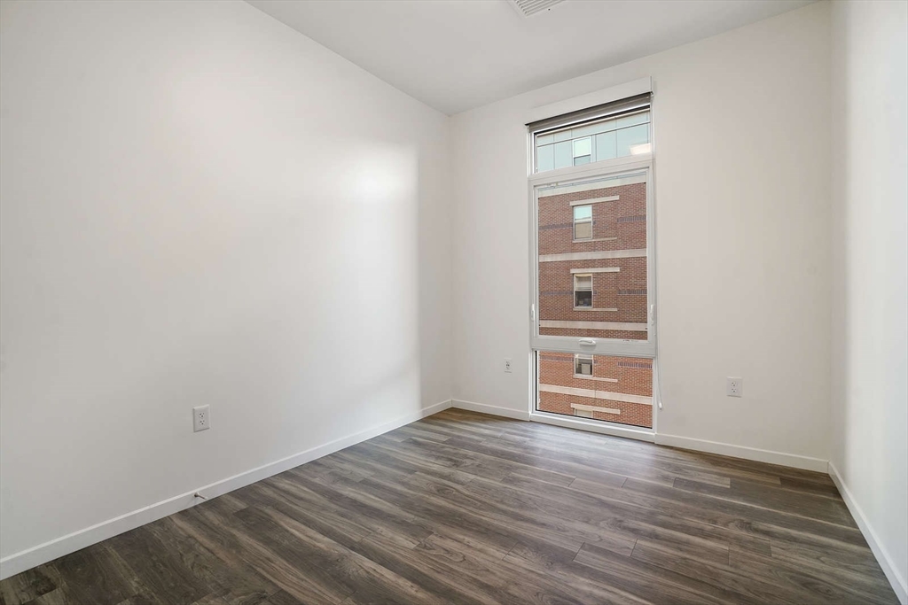 839 Beacon Street, Unit 406 Boston, MA 02215 - Photo 21 of 29