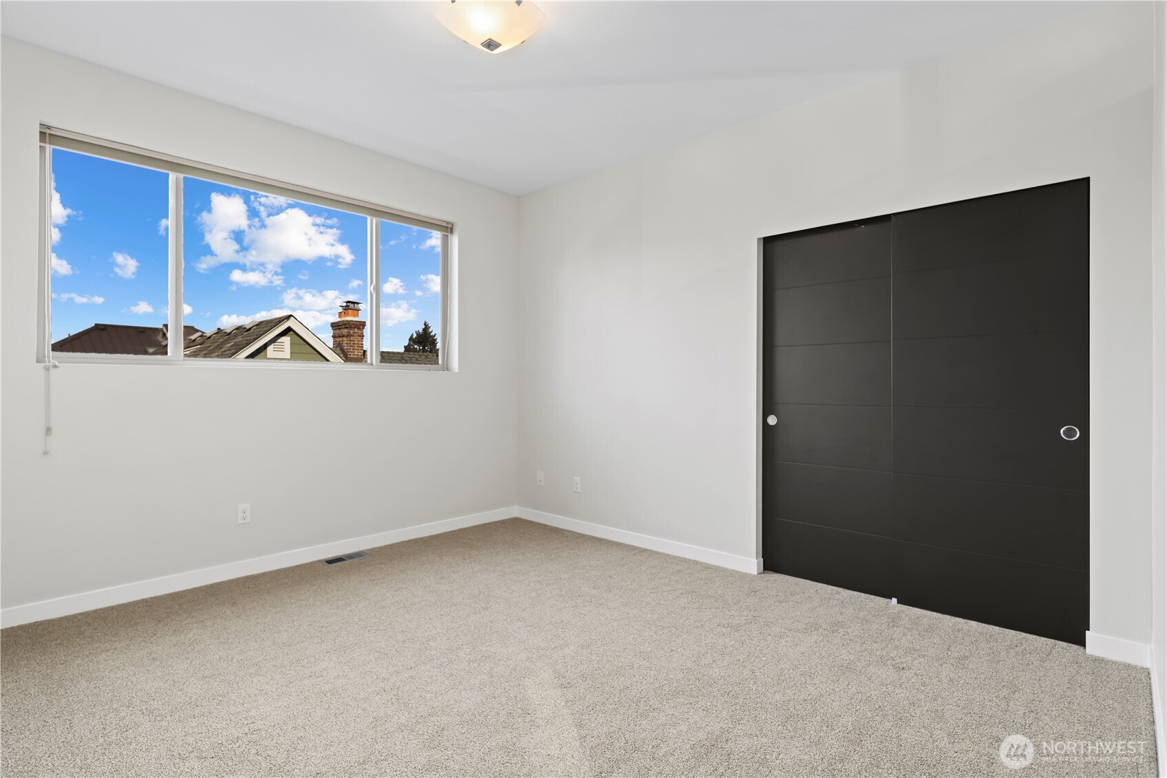 4137 Fauntleroy Way Southwest Seattle, WA 98126 - Photo 23 of 39