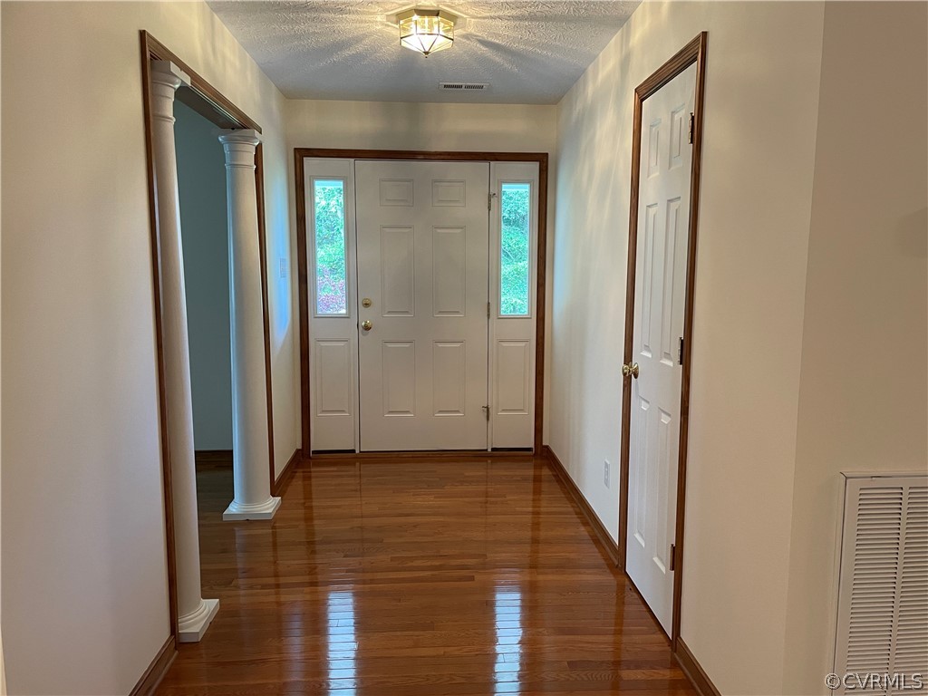 439 Hanover Road Sandston, VA 23150 - Photo 6 of 24 Gallery Image 6