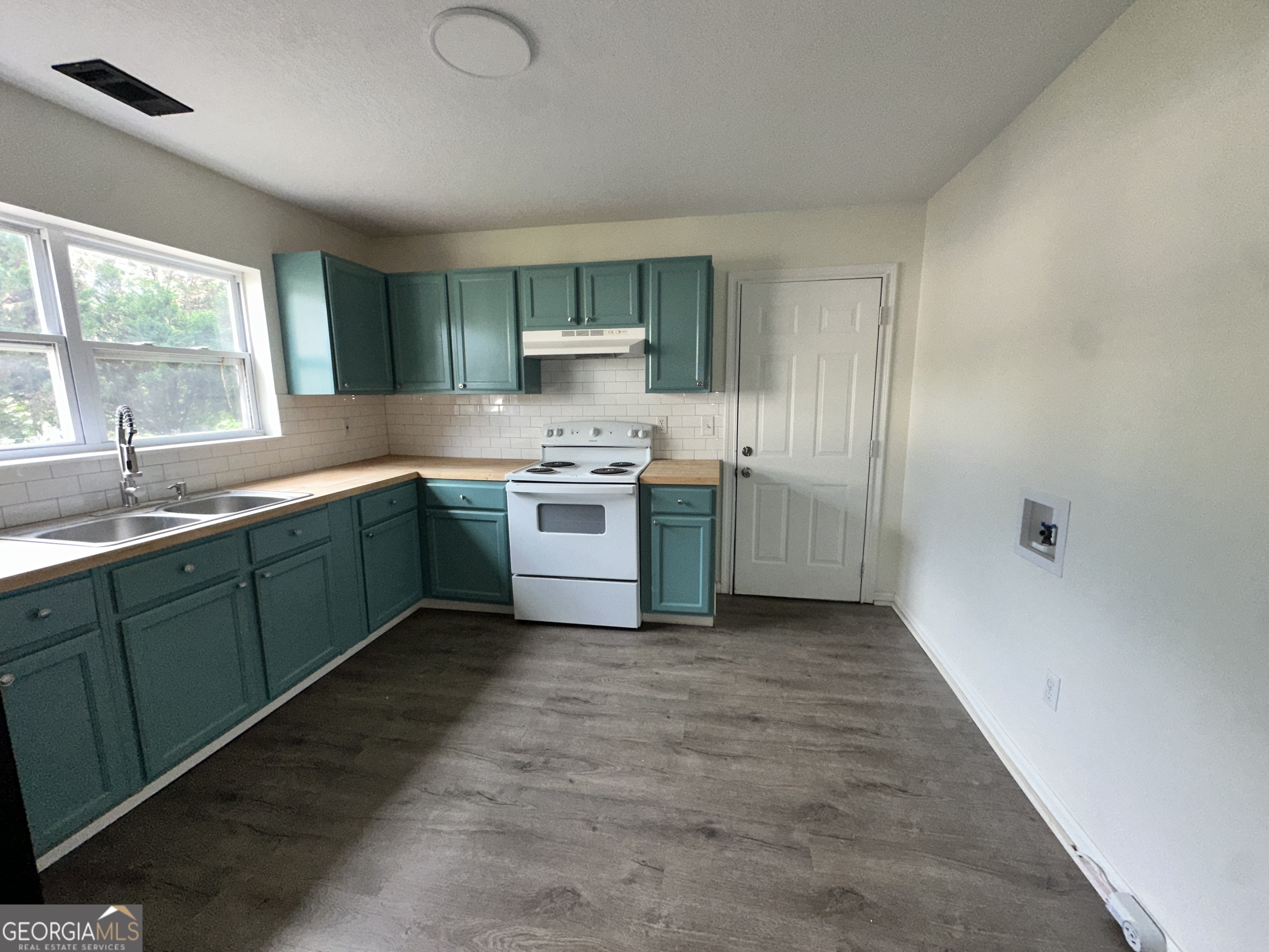 600 West Main Street Forsyth, GA 31029 - Photo 5 of 18 Gallery Image 5