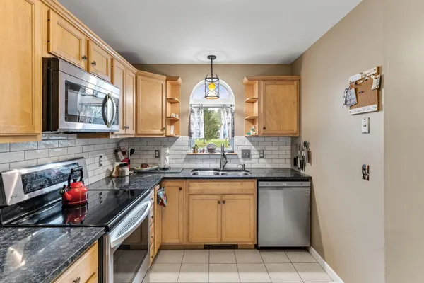 $487,000 | 22 B Foster Road, Essex, VT 05452