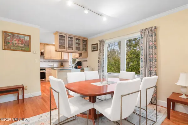 $2,295,000 | 30 Weston Hill Road, Riverside, CT 06878