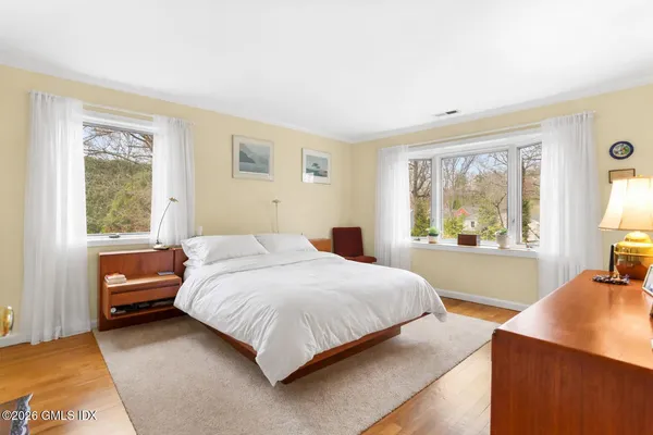 $2,295,000 | 30 Weston Hill Road, Riverside, CT 06878