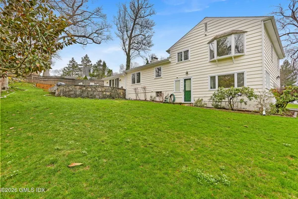 $2,295,000 | 30 Weston Hill Road, Riverside, CT 06878