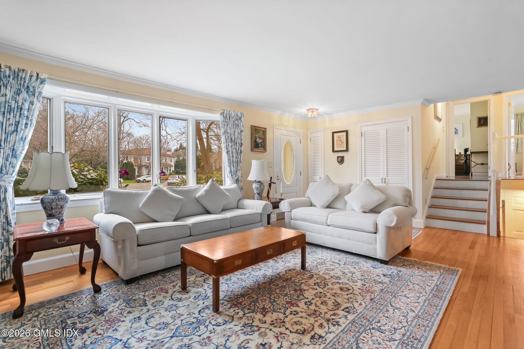 30 Weston Hill Road Riverside, CT 06878 - Photo 4 of 31 Living room