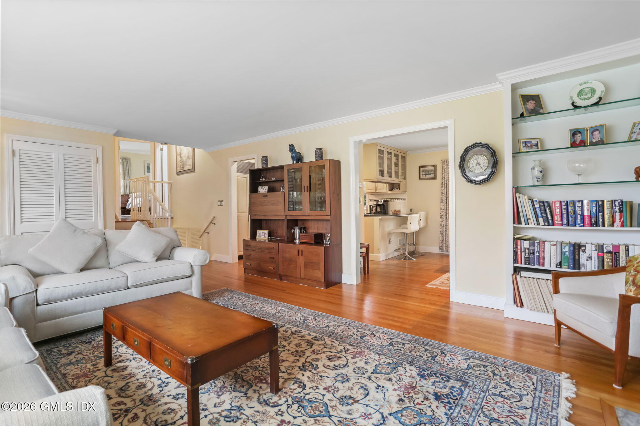 30 Weston Hill Road Riverside, CT 06878 - Photo 7 of 31 Living room