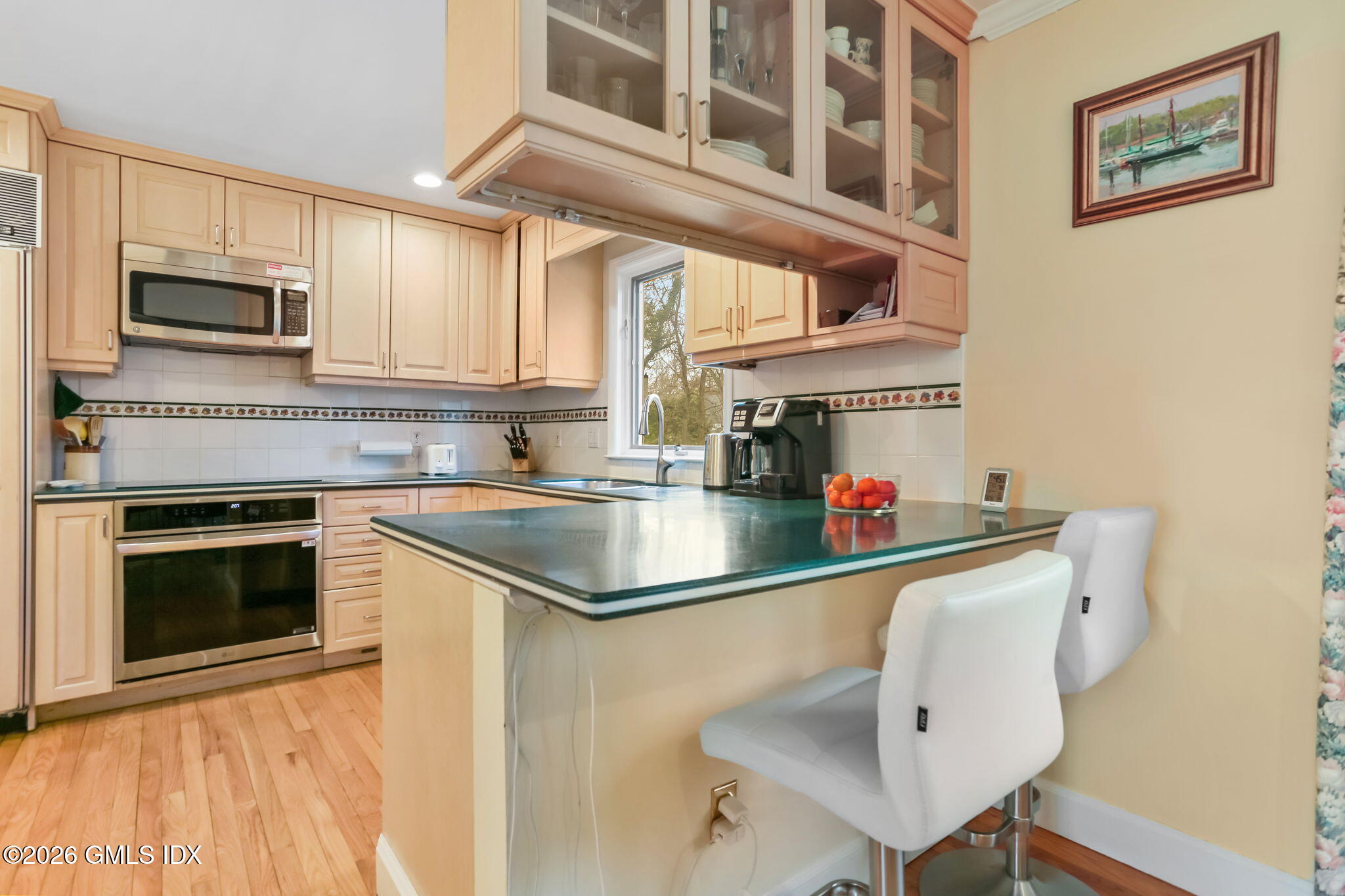 30 Weston Hill Road Riverside, CT 06878 - Photo 10 of 31 Kitchen