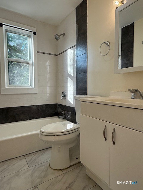 125 High Ridge Drive Bridgeport, CT 06606 - Photo 6 of 8