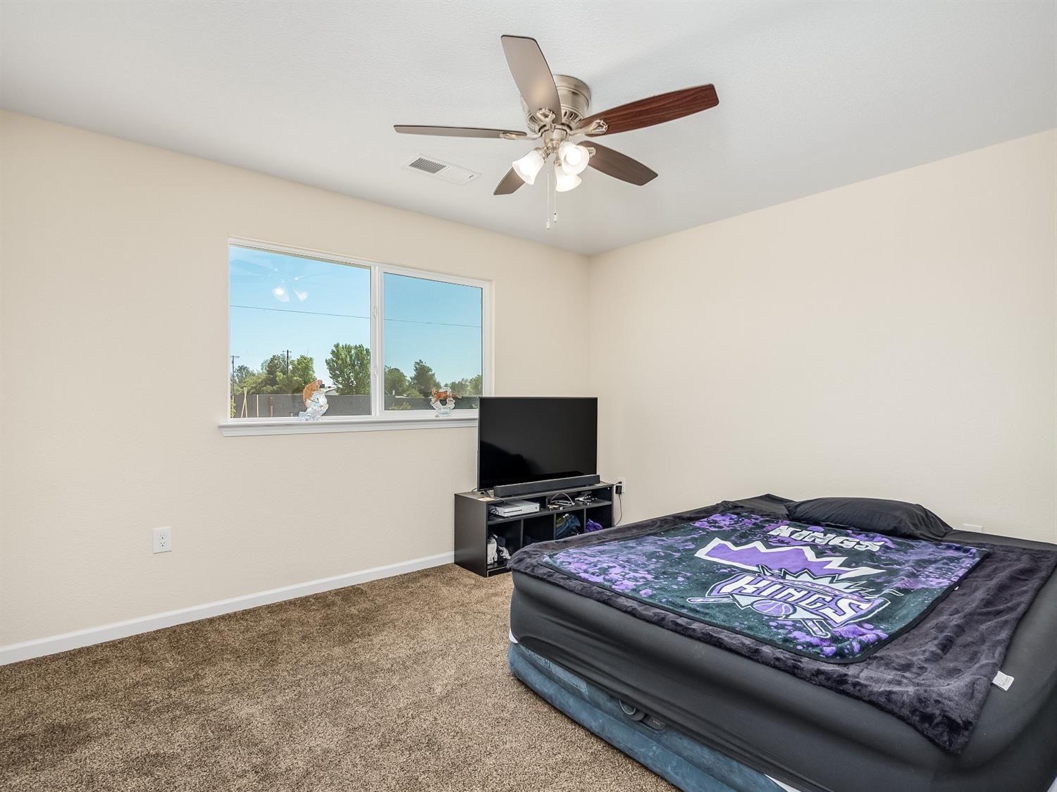 25858 Tanforan Drive Madera, CA 93638 - Photo 15 of 21