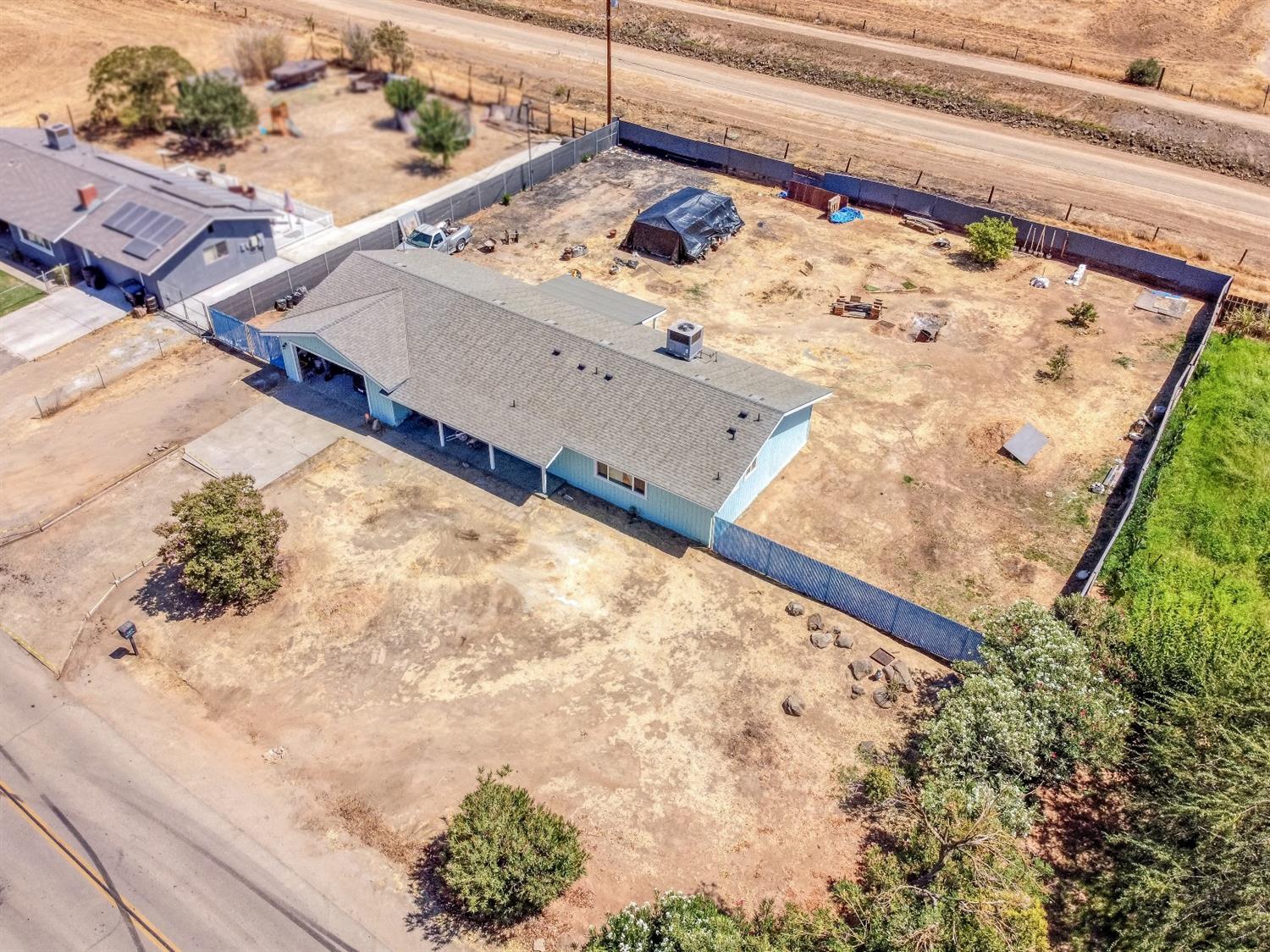 25858 Tanforan Drive Madera, CA 93638 - Photo 19 of 21