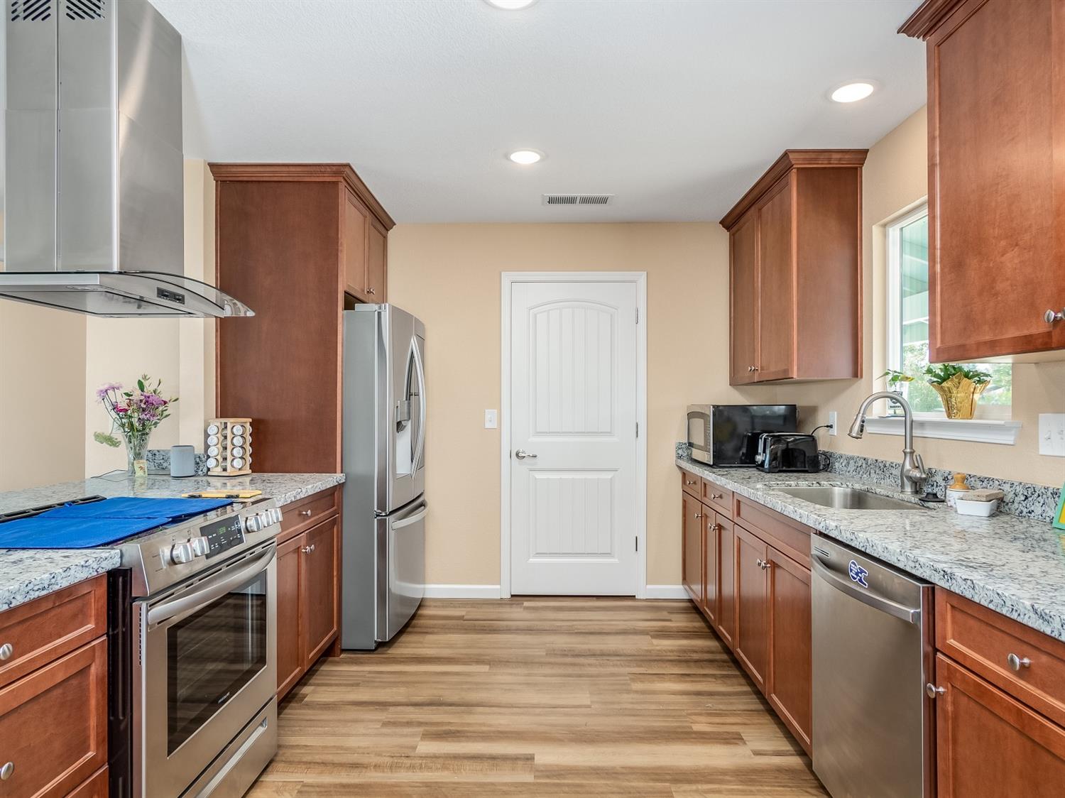 25858 Tanforan Drive Madera, CA 93638 - Photo 6 of 21
