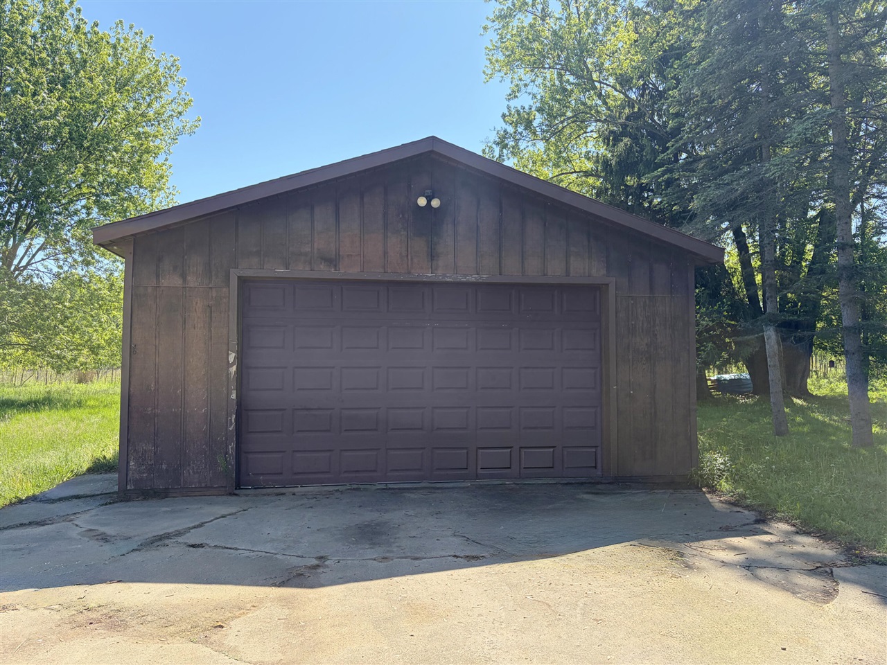 12375 Musbach Road Munith, MI 49259 - Photo 3 of 14 Gallery Image 3