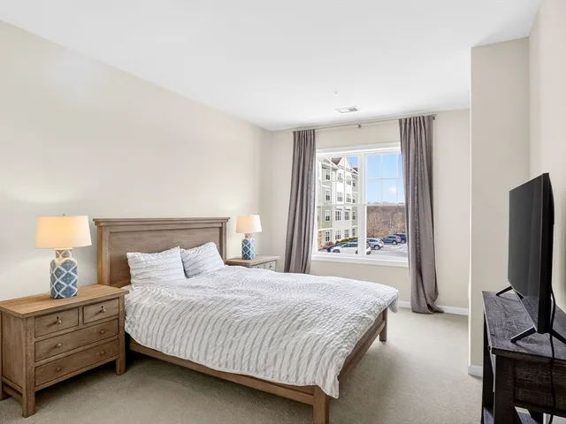 $649,000 | 4206 Peters Farm Way, Unit 206, Westborough, MA 01581