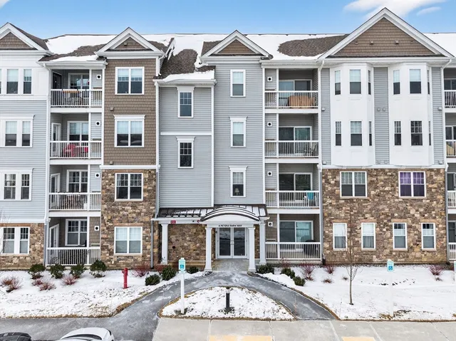 $649,000 | 4206 Peters Farm Way, Unit 206, Westborough, MA 01581