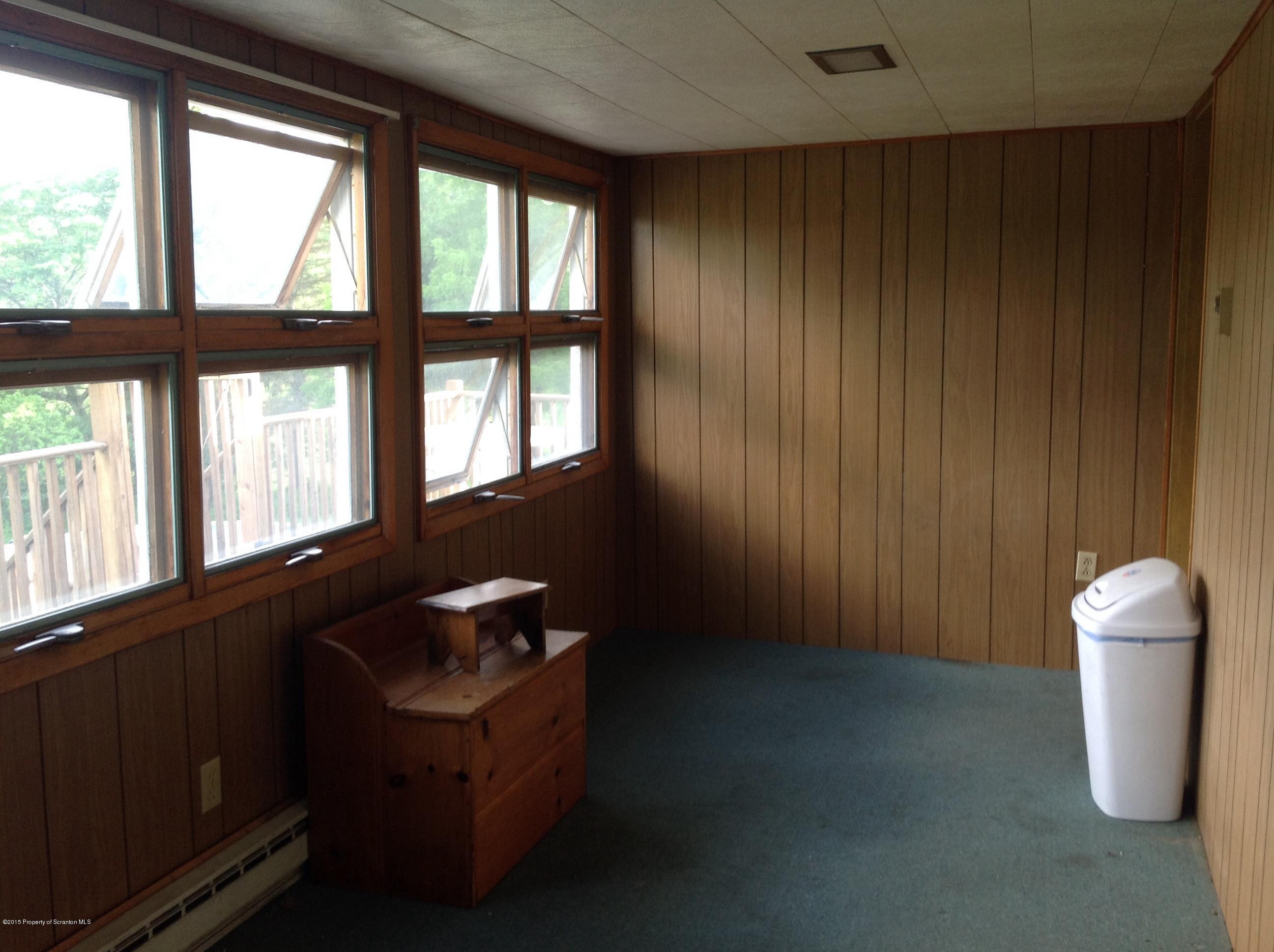 754 Squier Hill Road Nicholson, PA 18446 - Photo 17 of 39 Enclosed Porch