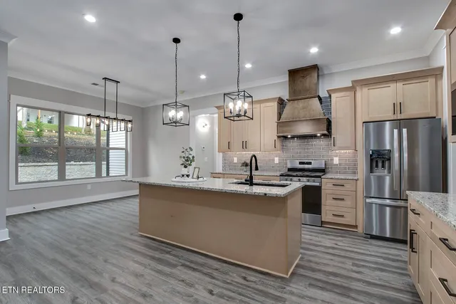 $619,900 | 115 Oonoga Way, Loudon, TN 37774