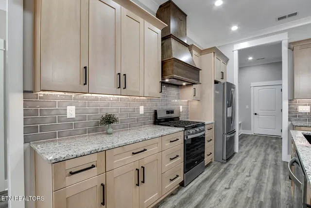 $619,900 | 115 Oonoga Way, Loudon, TN 37774