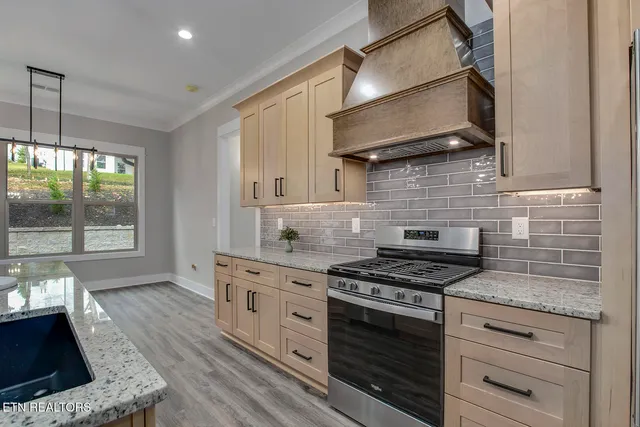 $619,900 | 115 Oonoga Way, Loudon, TN 37774