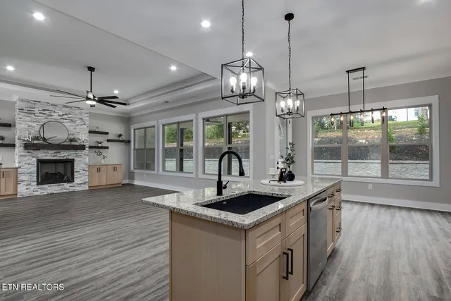 $619,900 | 115 Oonoga Way, Loudon, TN 37774