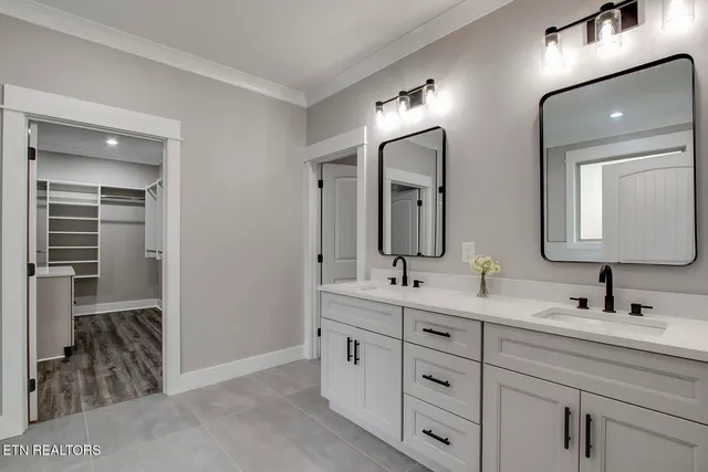 $619,900 | 115 Oonoga Way, Loudon, TN 37774