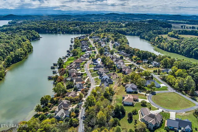 $619,900 | 115 Oonoga Way, Loudon, TN 37774