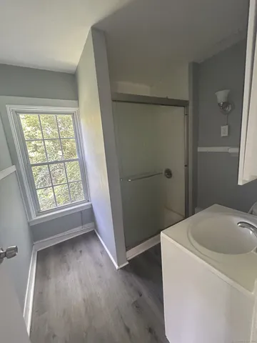 $1,300 | 112 High Street, Unit 3, Vernon, CT 06066