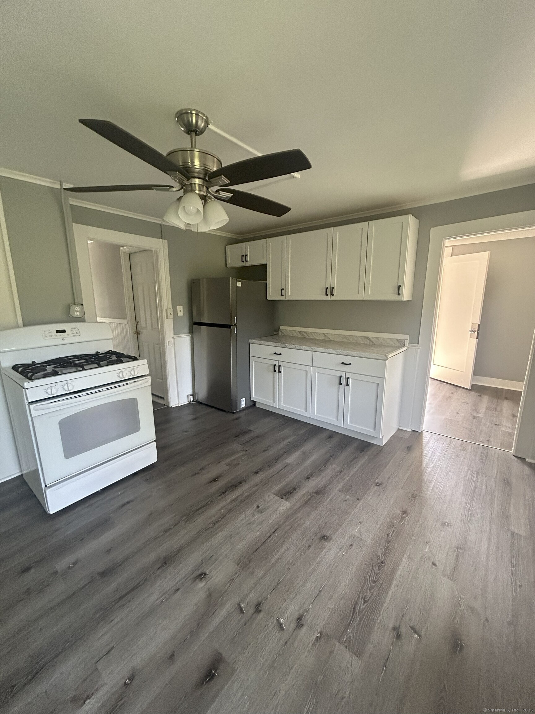 112 High Street, Unit 3 Vernon, CT 06066 - Photo 2 of 17