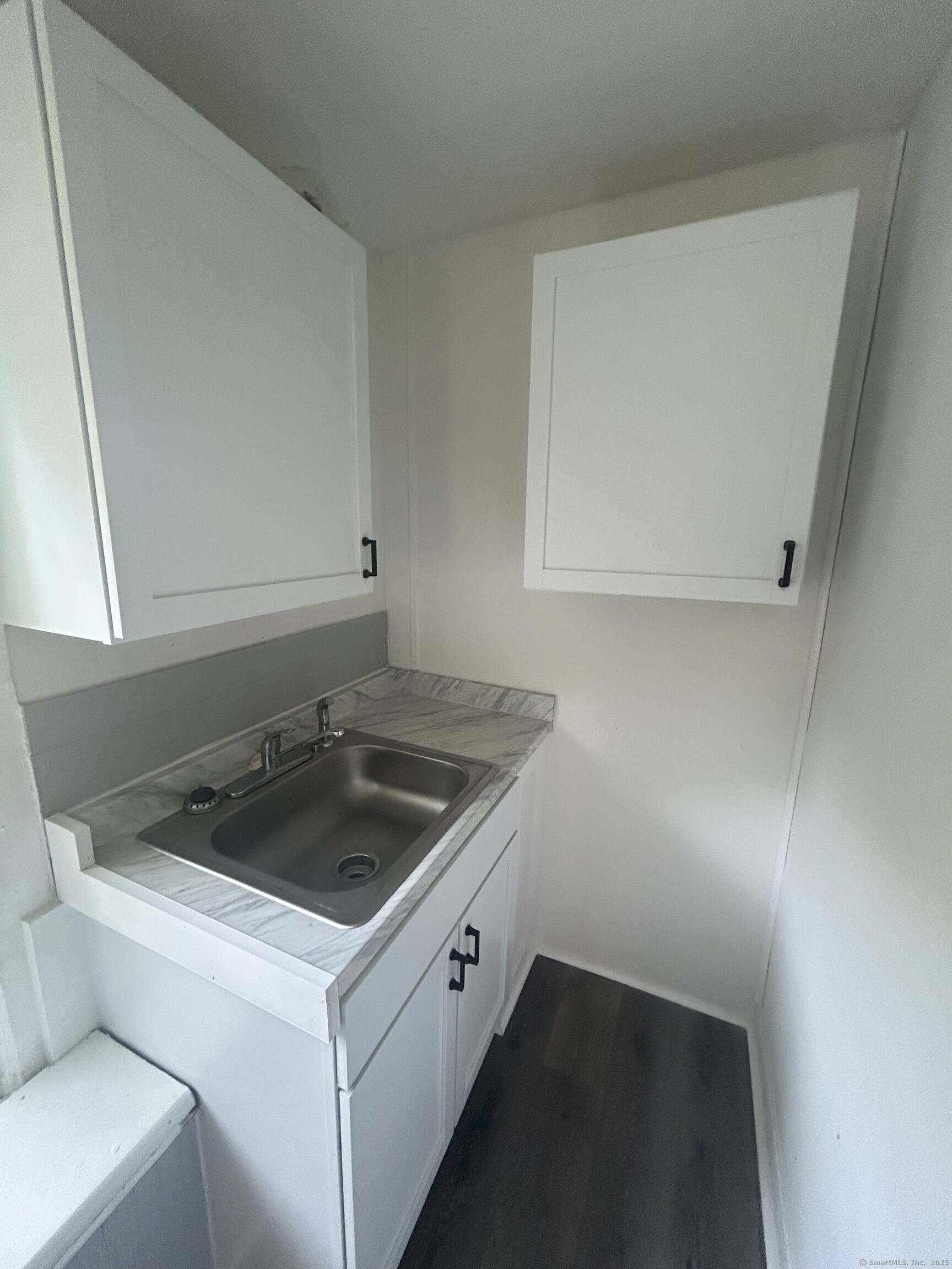 112 High Street, Unit 3 Vernon, CT 06066 - Photo 4 of 17