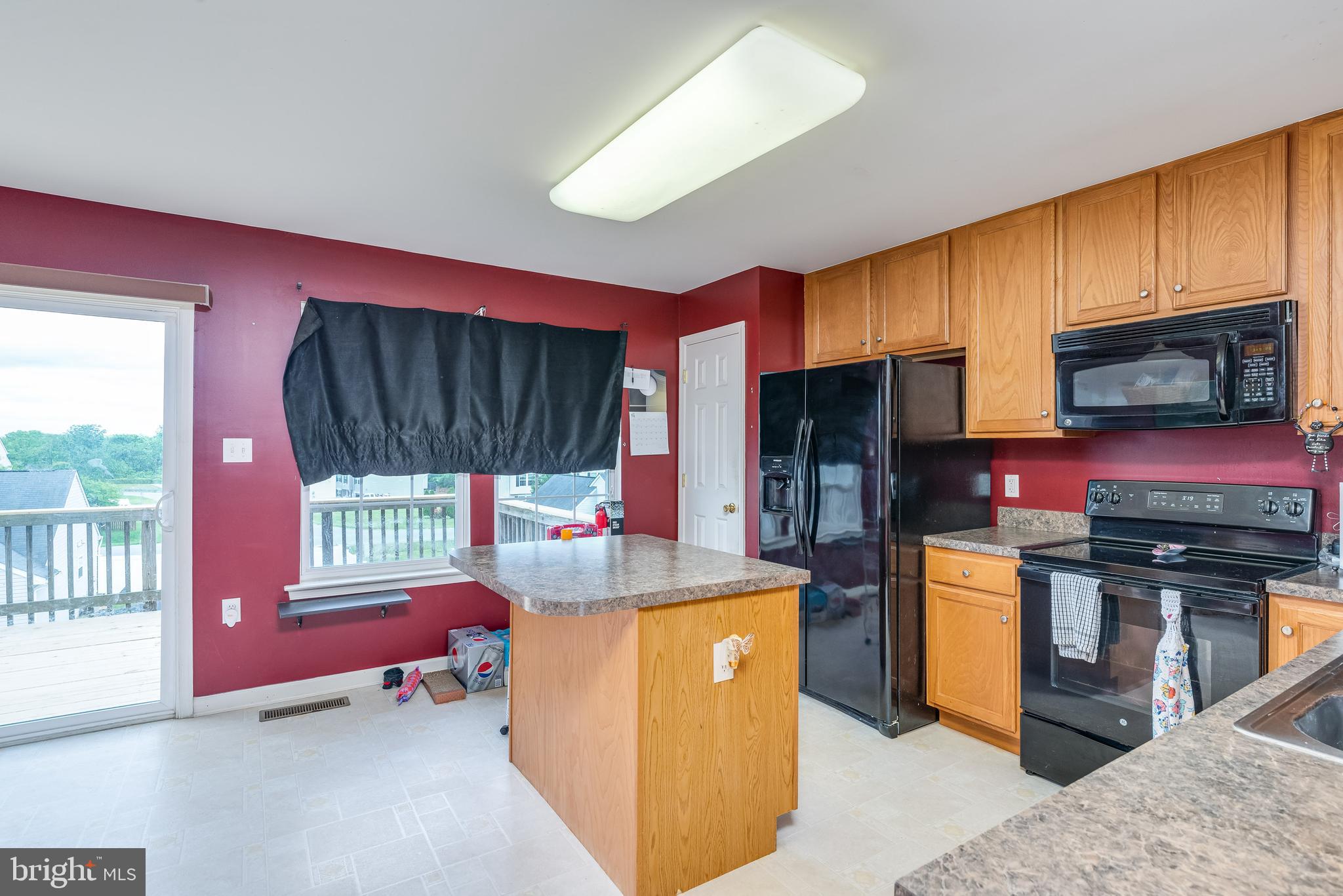 204 Rumbling Rock Road Hedgesville, WV 25427 - Photo 11 of 31 Gallery Image 11