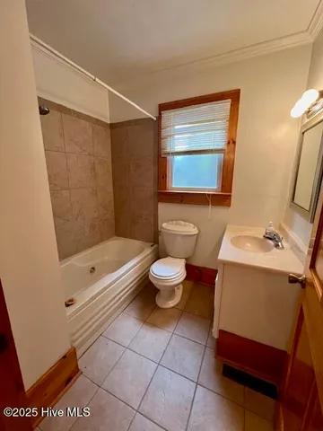 $1,850 | 220 River Road, Washington, NC 27889