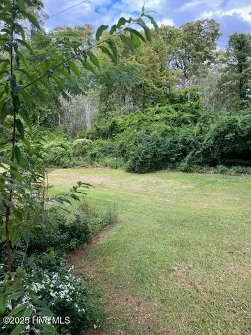 $1,850 | 220 River Road, Washington, NC 27889