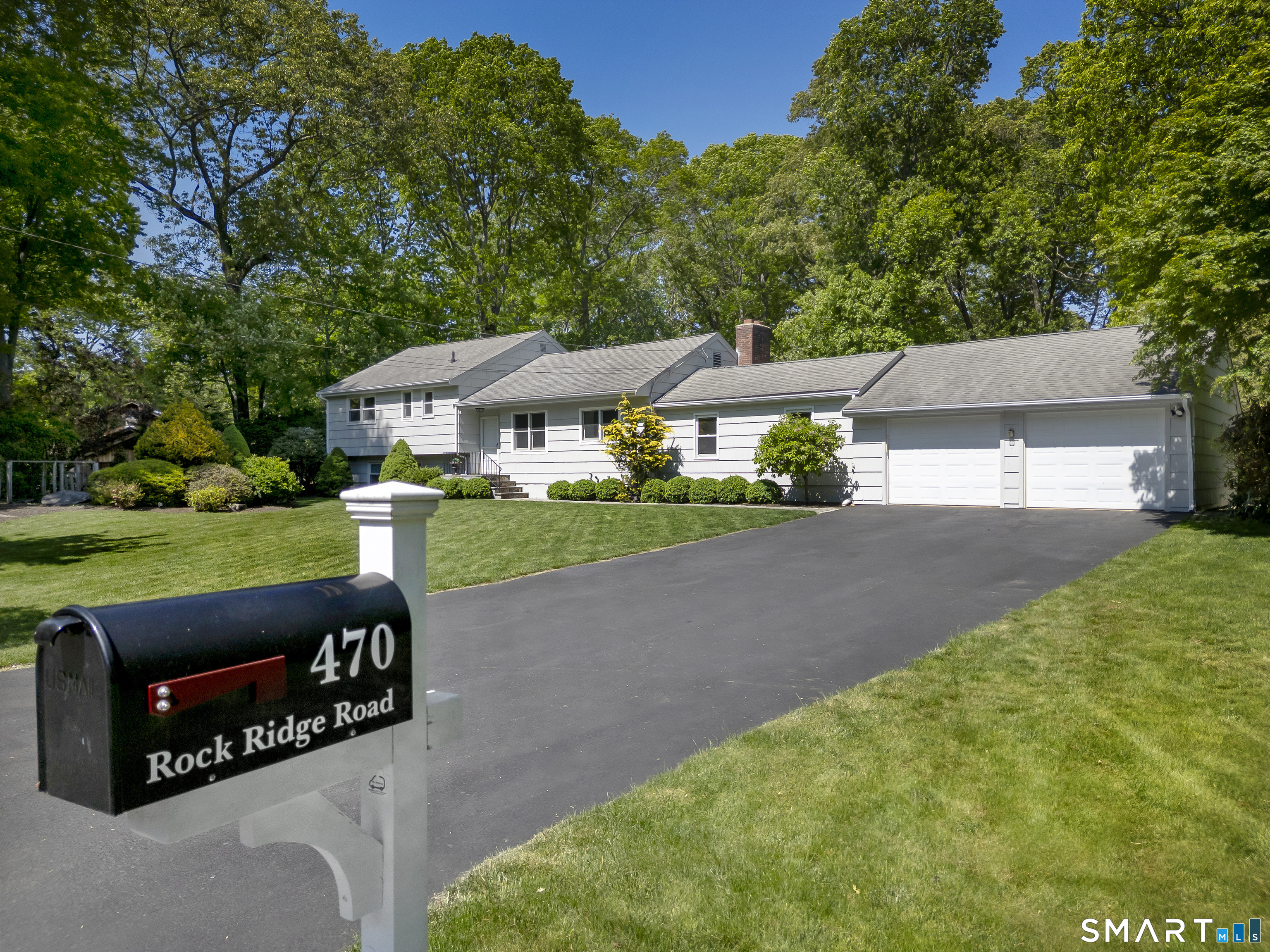 470 Rock Ridge Road Fairfield, CT 06824 - Photo 1 of 40