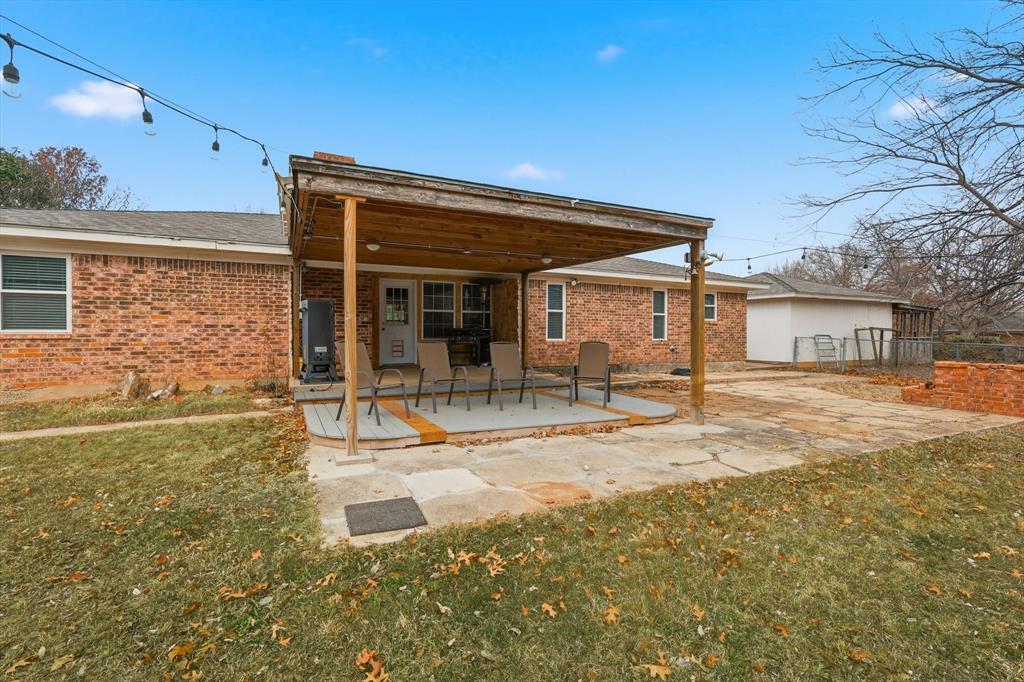 11436 Ridgeview Circle Fort Worth, TX 76244 - Photo 18 of 33 a house view with swimming pool in front of it