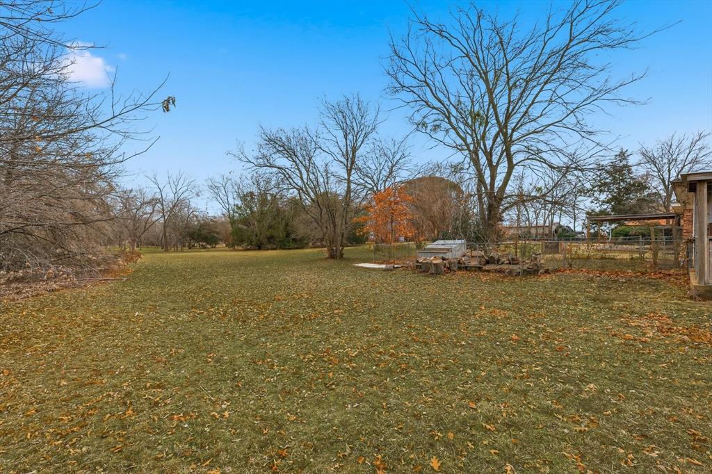 11436 Ridgeview Circle Fort Worth, TX 76244 - Photo 22 of 33 a view of yard with tree