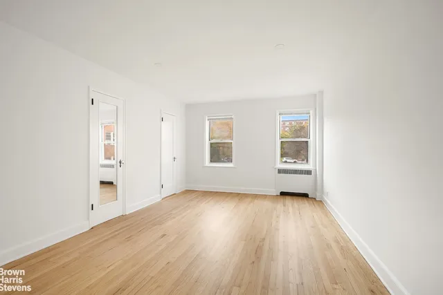 $350,000 | 5430 Netherland Avenue, Unit C23 | North Riverdale