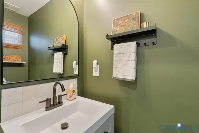 $620,000 | 9005 Airwell Court, Mechanicsville, VA 23116