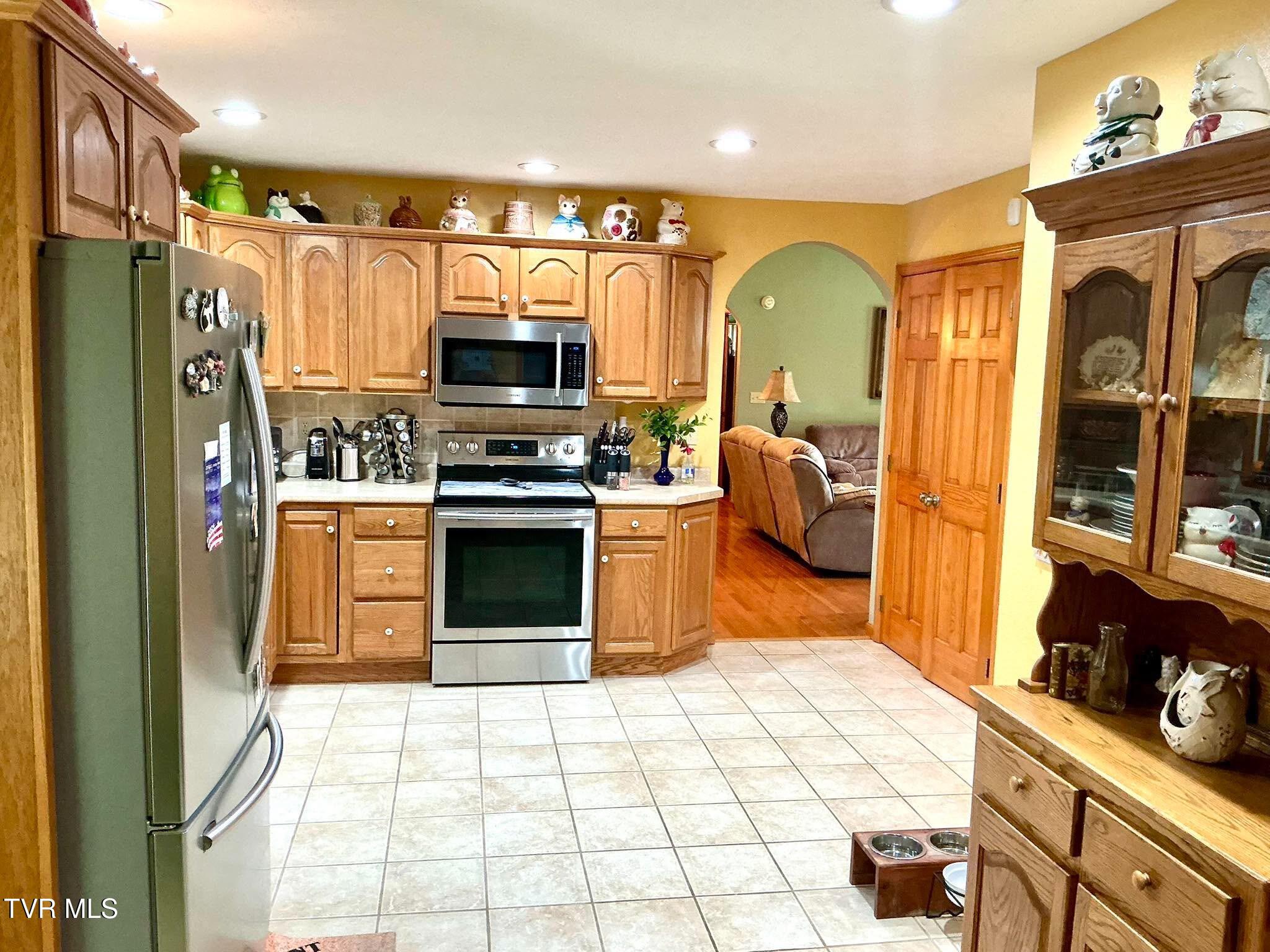 804 Nash Street Southwest Wise, VA 24293 - Photo 11 of 52 IMG_3146