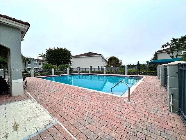 $1,950 | 2905 Southeast 15th Terrace, Homestead, FL 33035