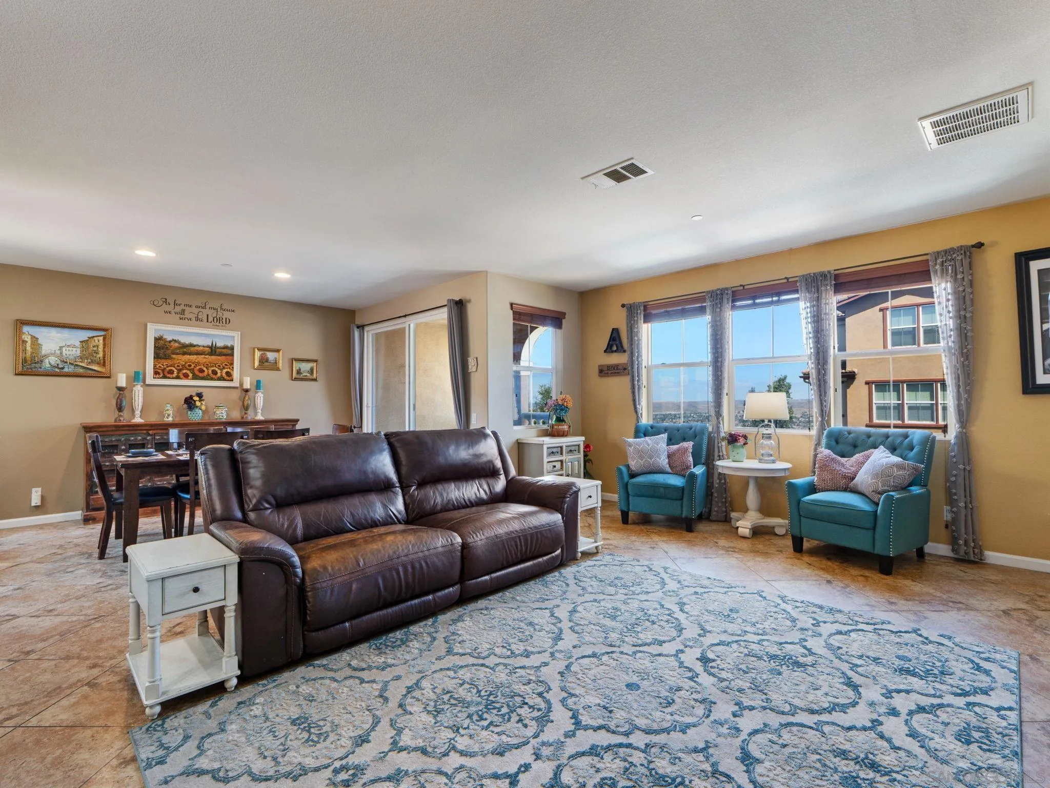 1412 Calabria Street Santee, CA 92071 - Photo 3 of 72 Living Room