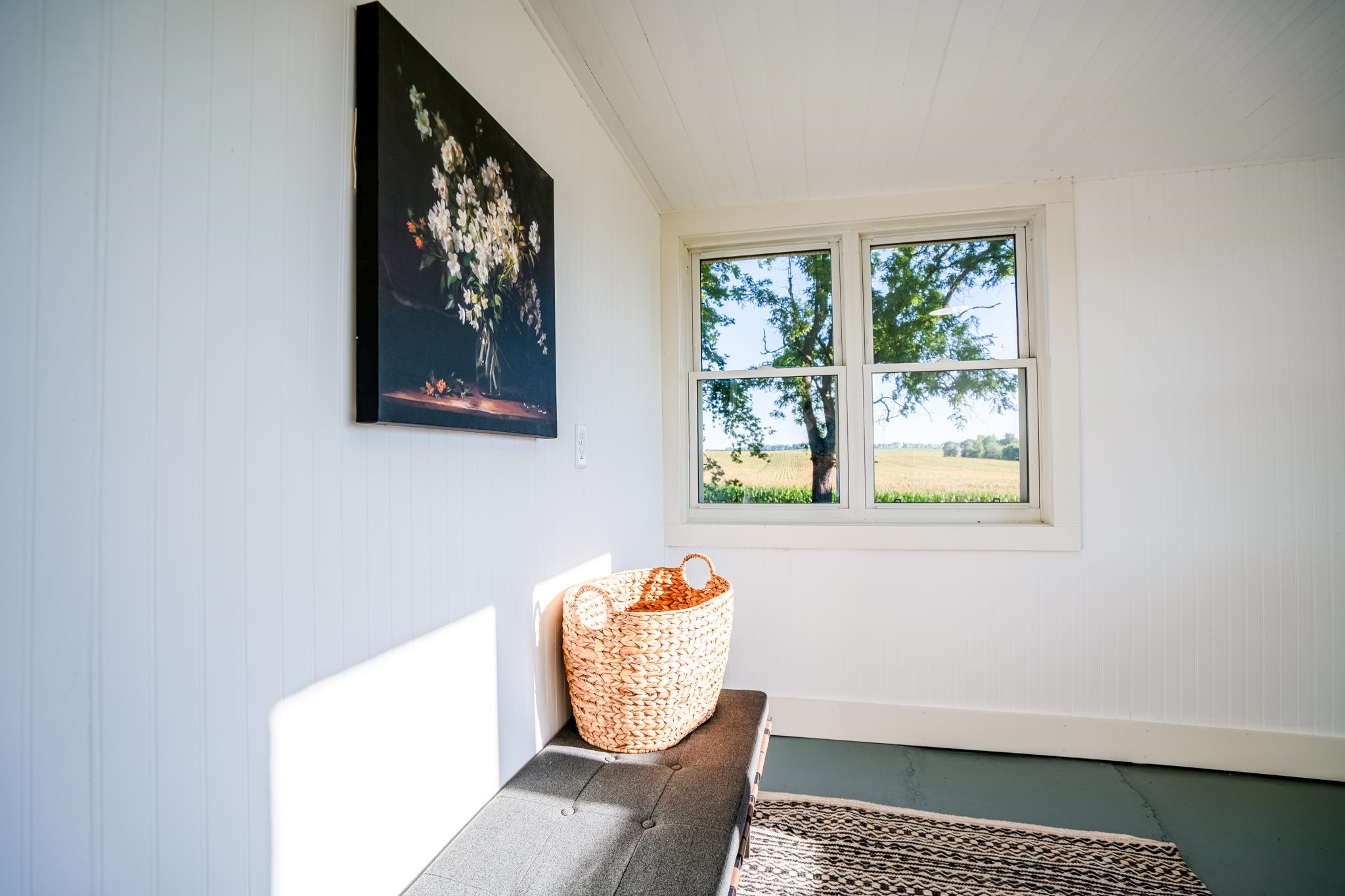 2368 West Winneshiek Road Freeport, IL 61032 - Photo 27 of 39 a living room with furniture and a window